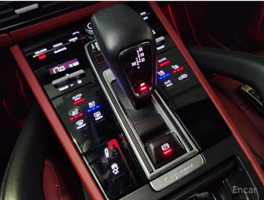 Фото 9 - Porsche Cayenne