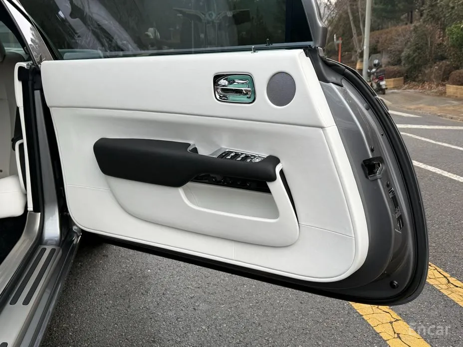 Фото 12 - Rolls-Royce Wraith