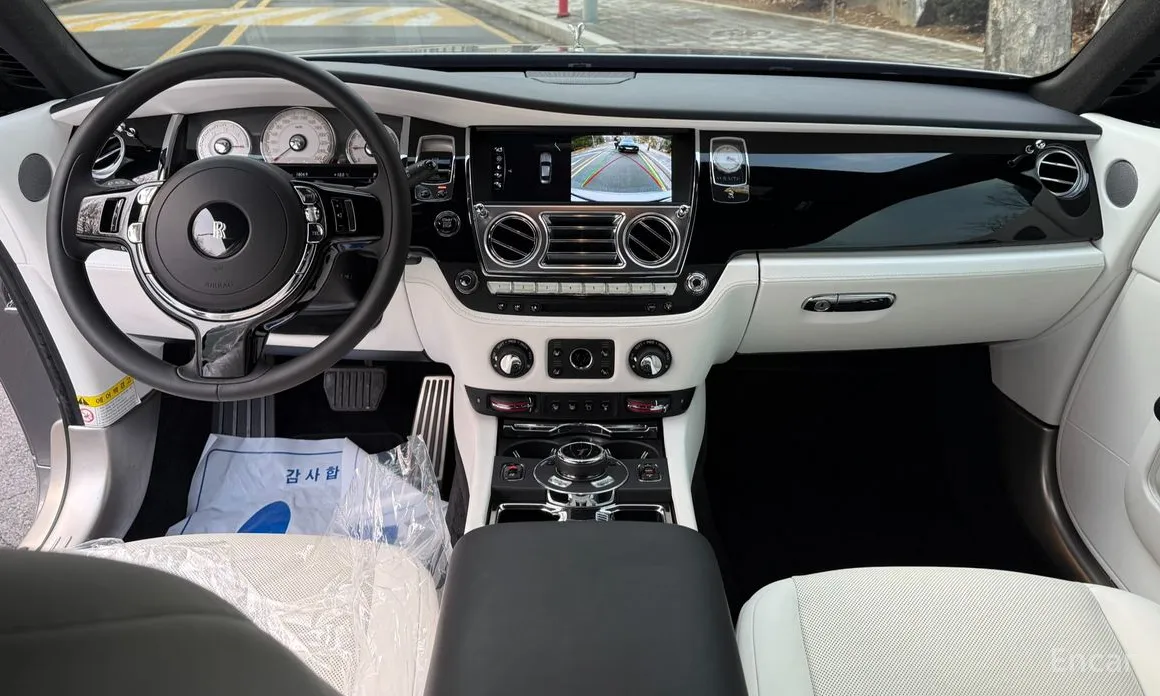 Фото 7 - Rolls-Royce Wraith