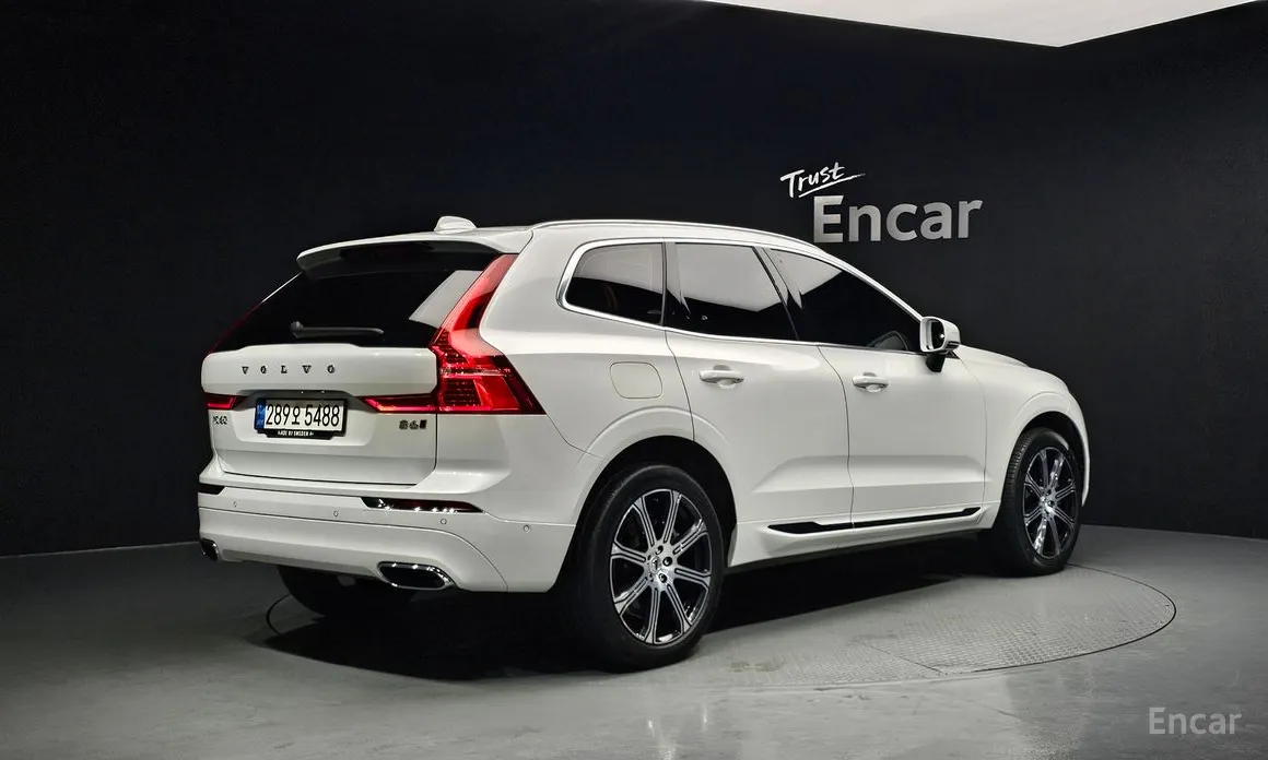 Фото 2 - Volvo XC60