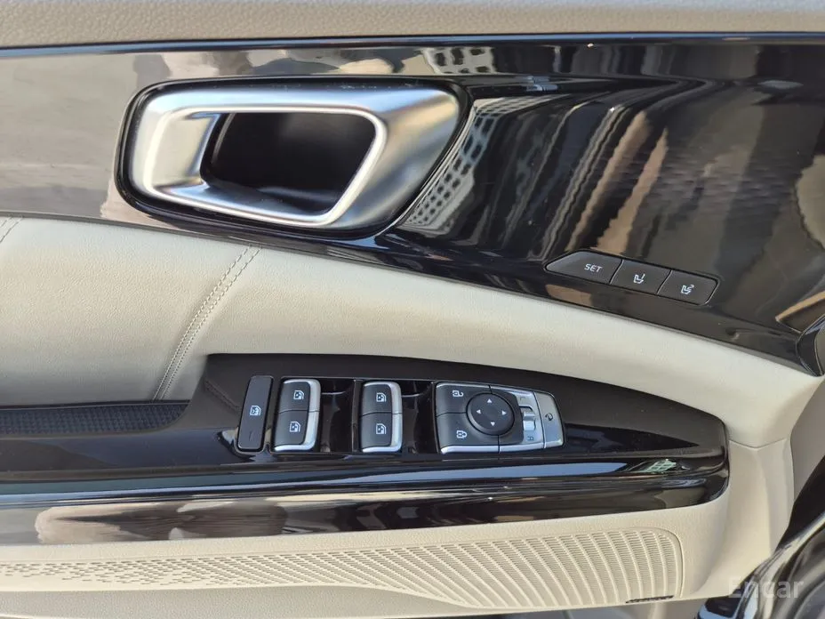 Фото 11 - Kia Carnival