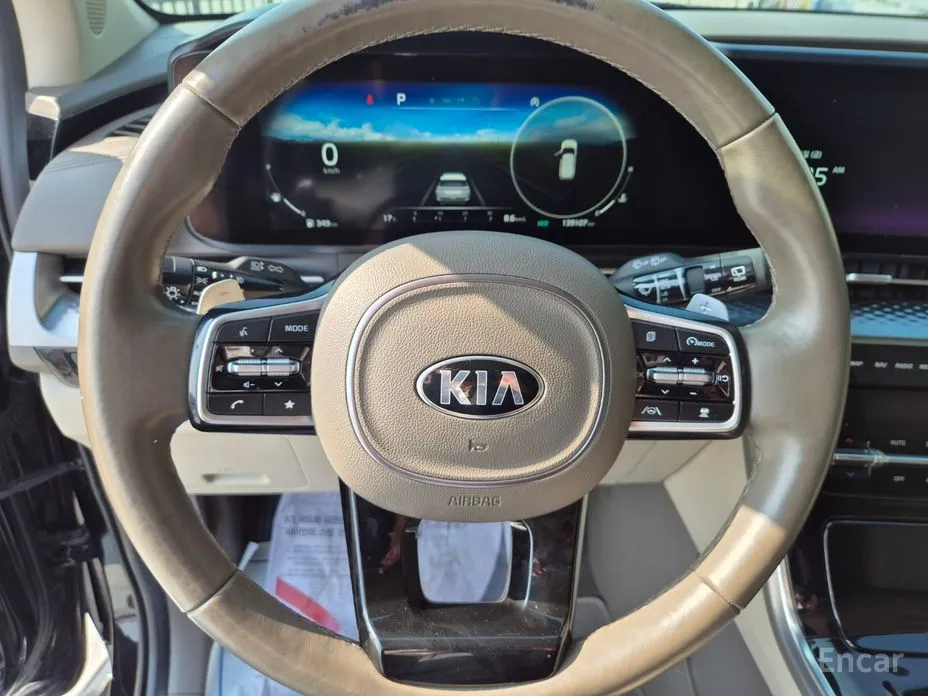 Фото 13 - Kia Carnival