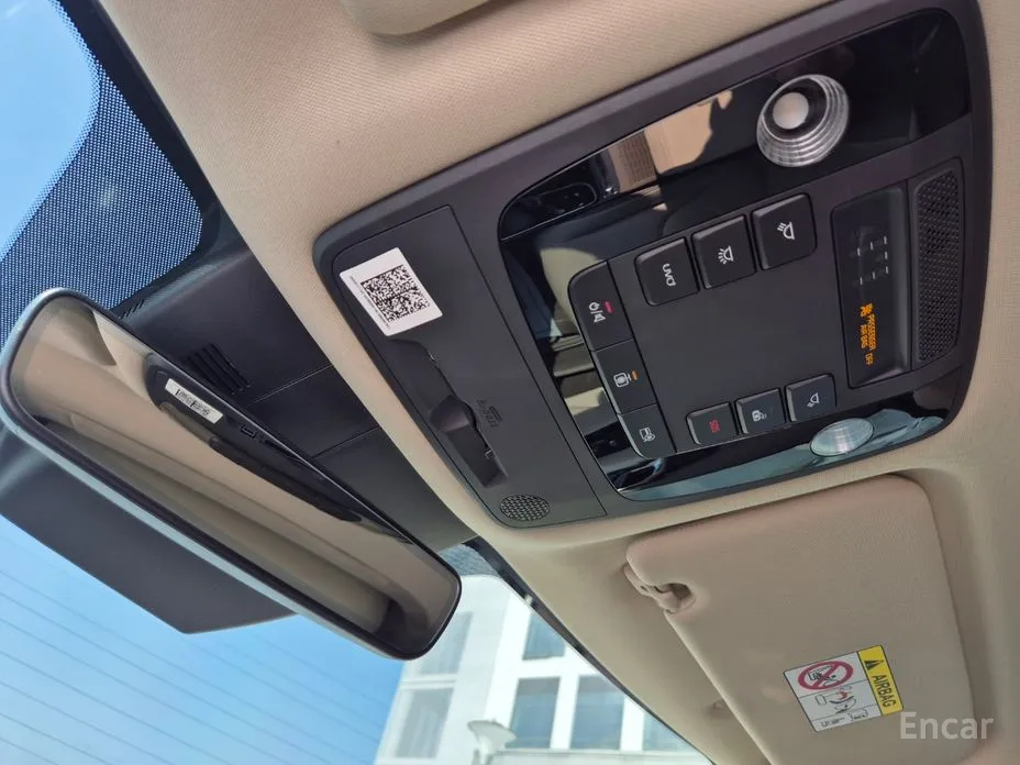 Фото 14 - Kia Carnival