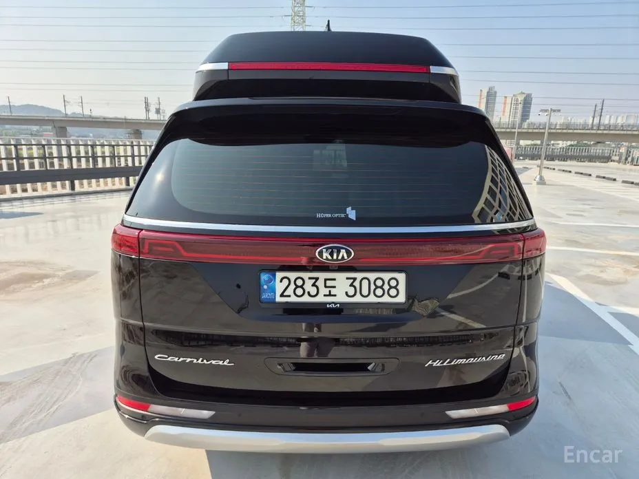 Фото 5 - Kia Carnival