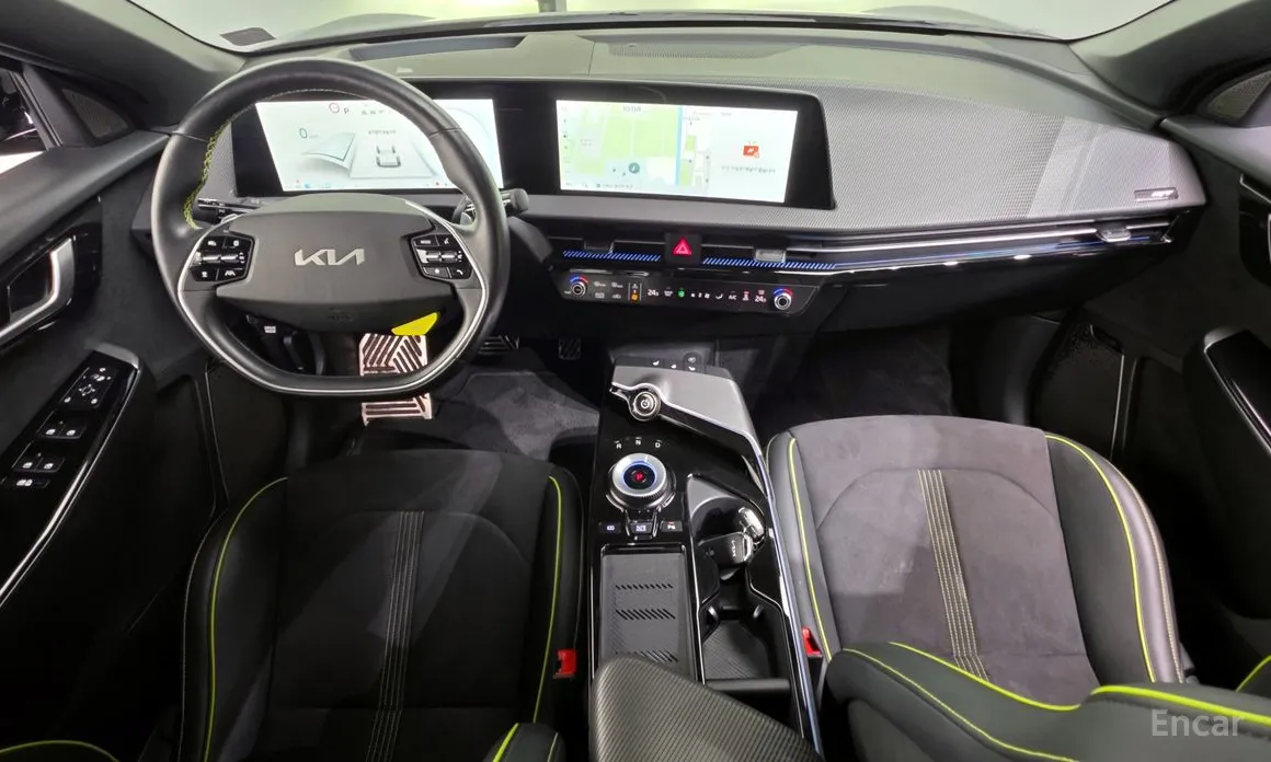 Фото 7 - Kia EV6