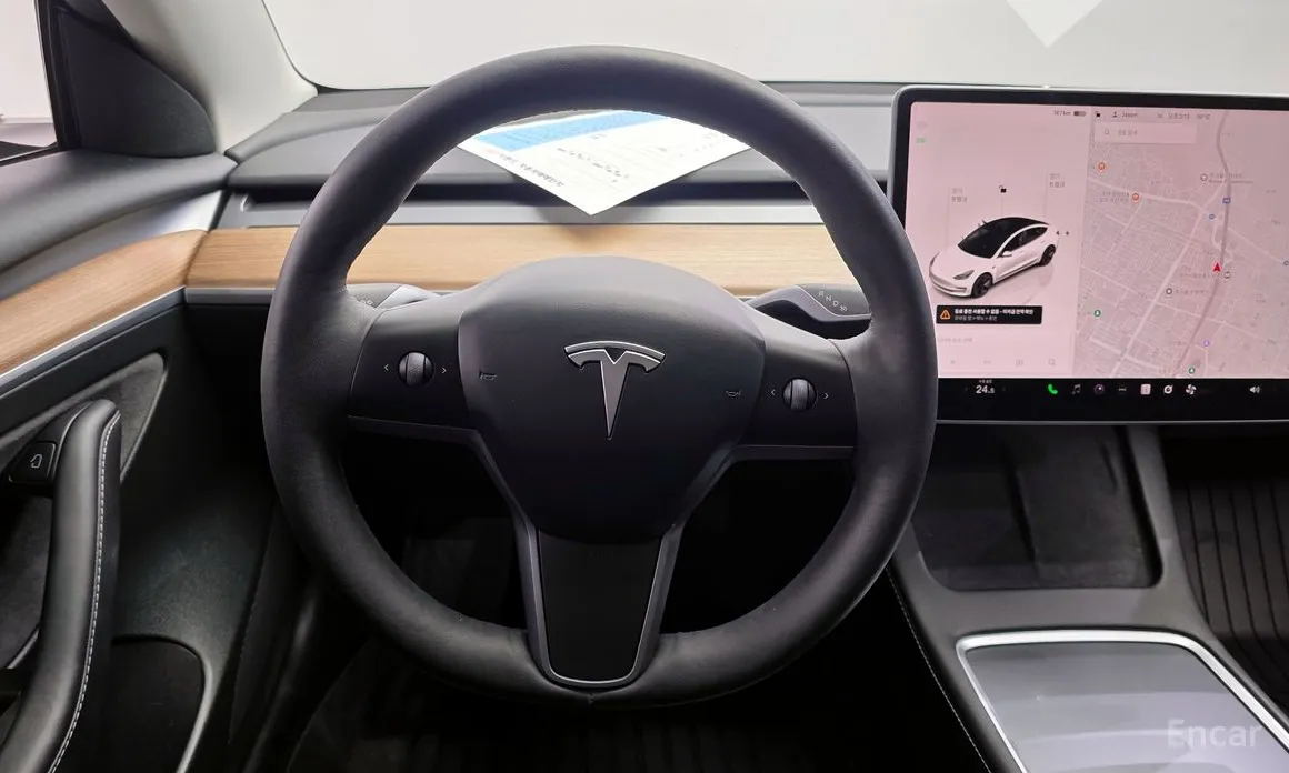 Фото 13 - Tesla Model 3