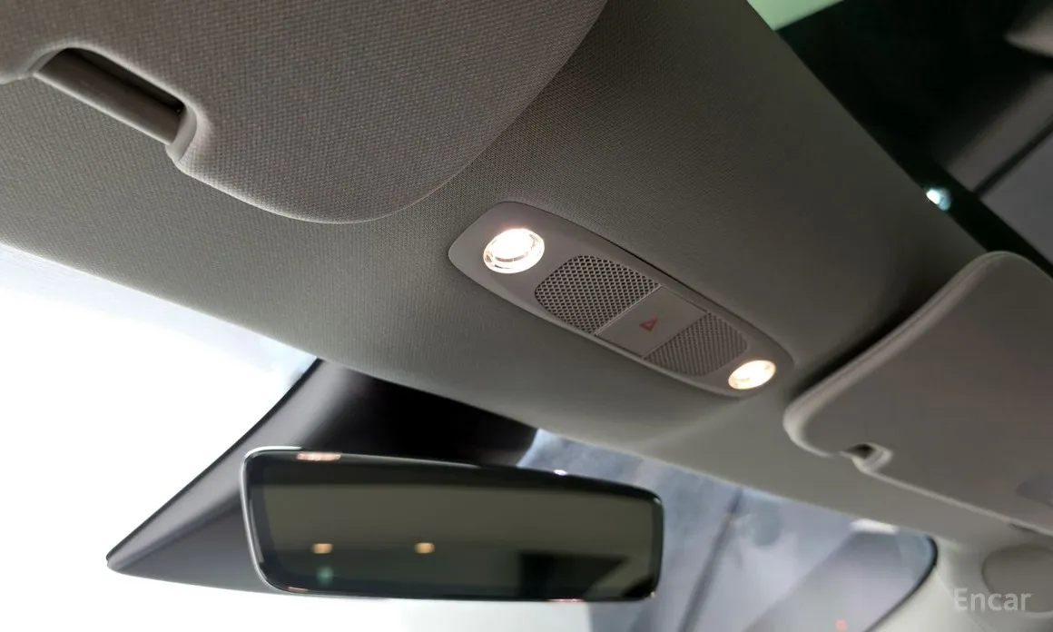 Фото 16 - Tesla Model 3