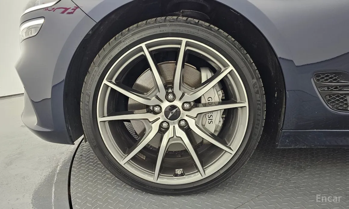 Фото 5 - Genesis G70