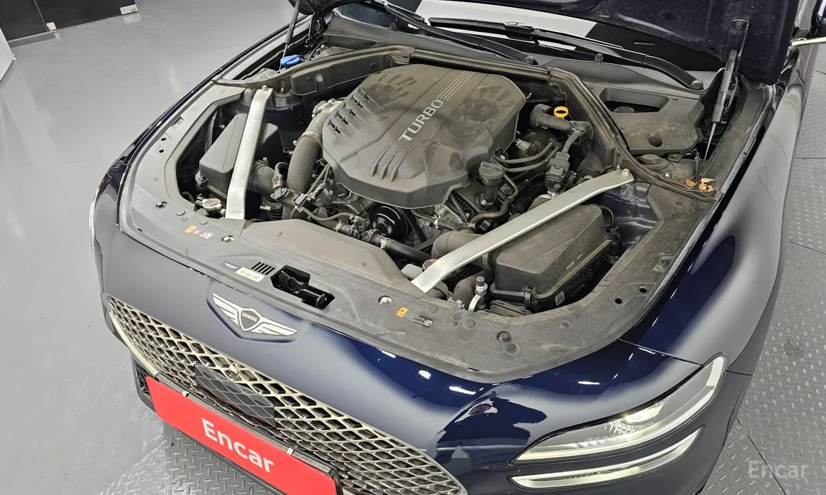 Фото 6 - Genesis G70