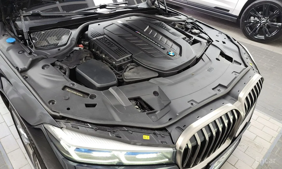 Фото 6 - BMW 7 Series