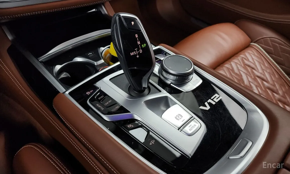 Фото 9 - BMW 7 Series