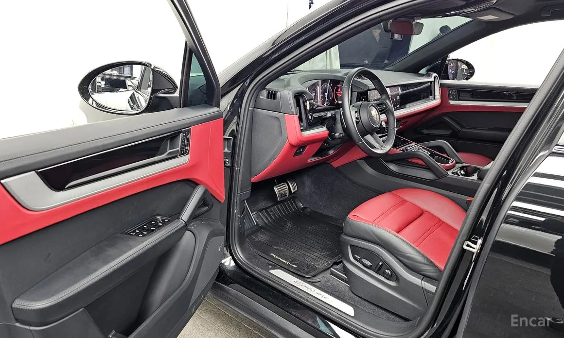 Фото 10 - Porsche Cayenne