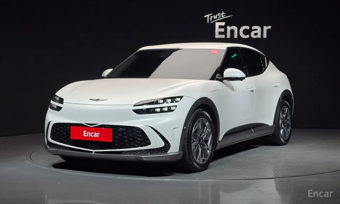 Фото 1 - Genesis GV60