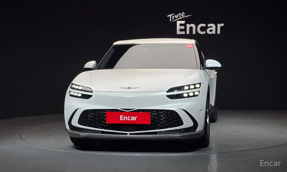 Фото 3 - Genesis GV60