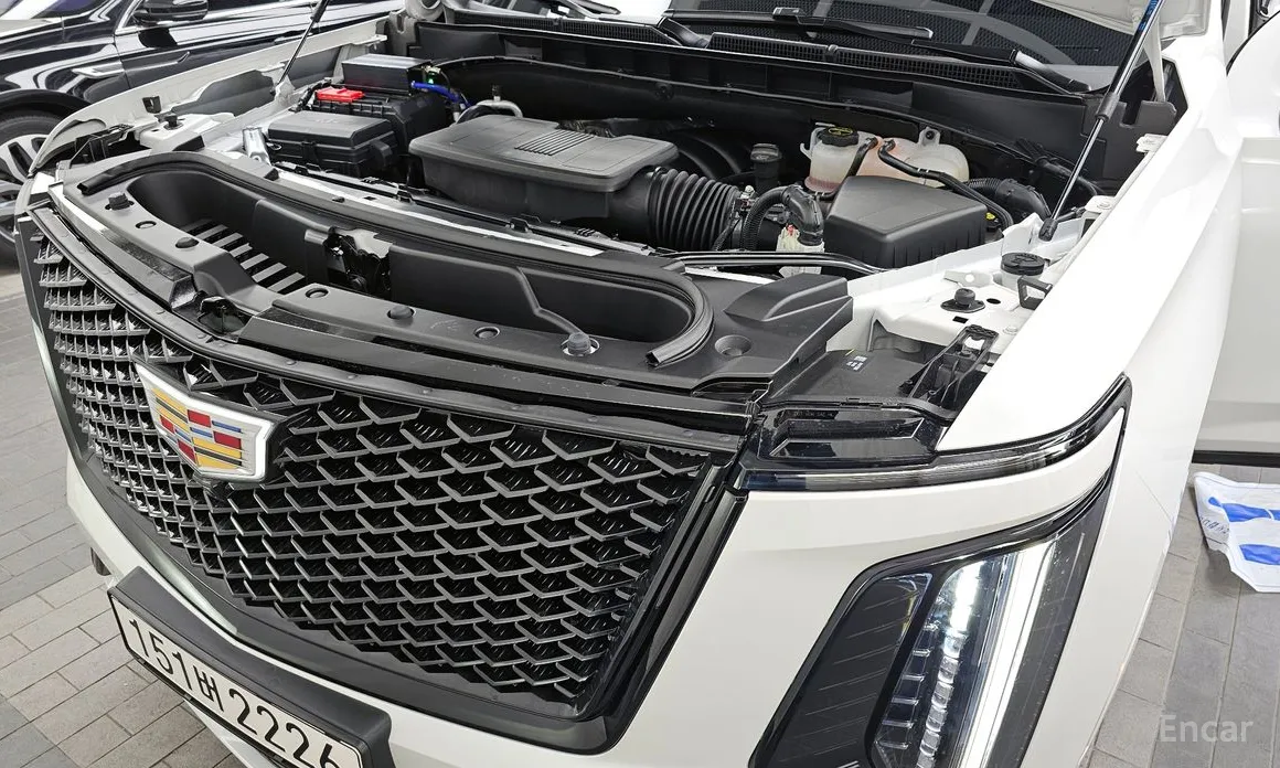 Фото 6 - Cadillac Escalade