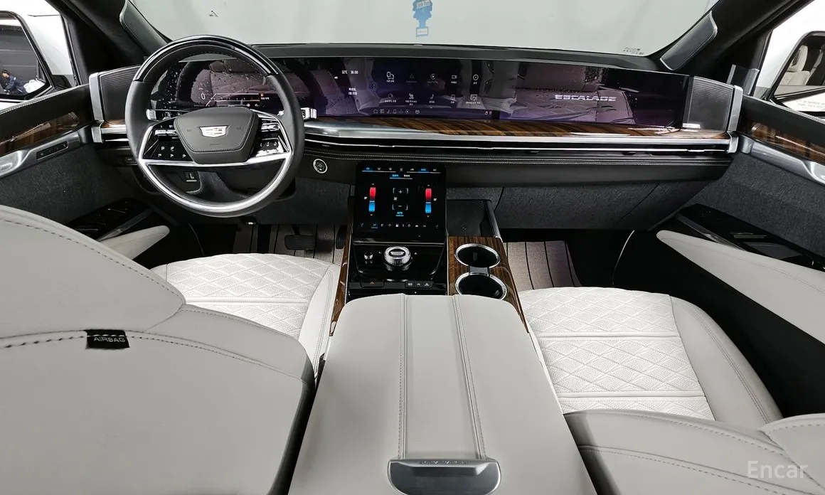 Фото 7 - Cadillac Escalade