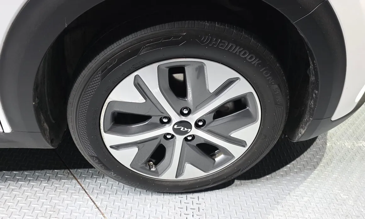 Фото 5 - Kia Niro