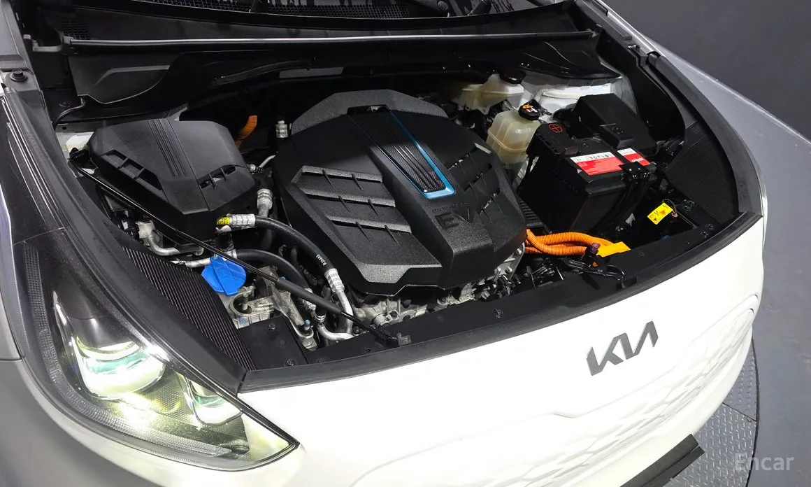 Фото 6 - Kia Niro