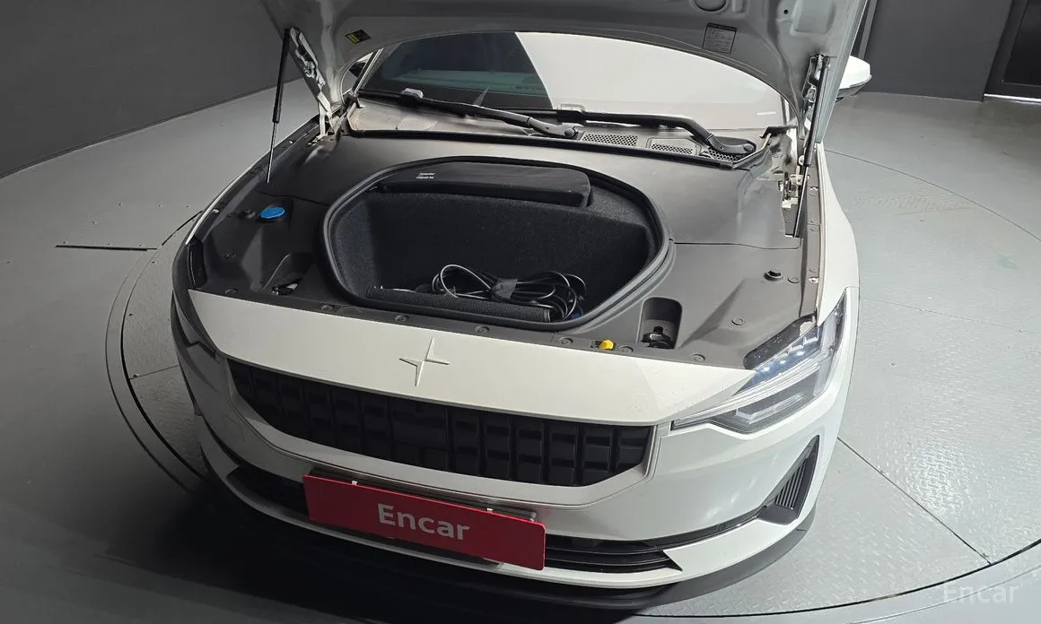 Фото 6 - Polestar 2