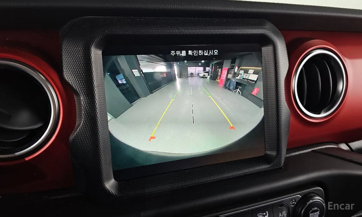 Фото 15 - Jeep Wrangler