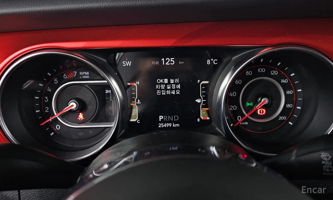 Фото 8 - Jeep Wrangler