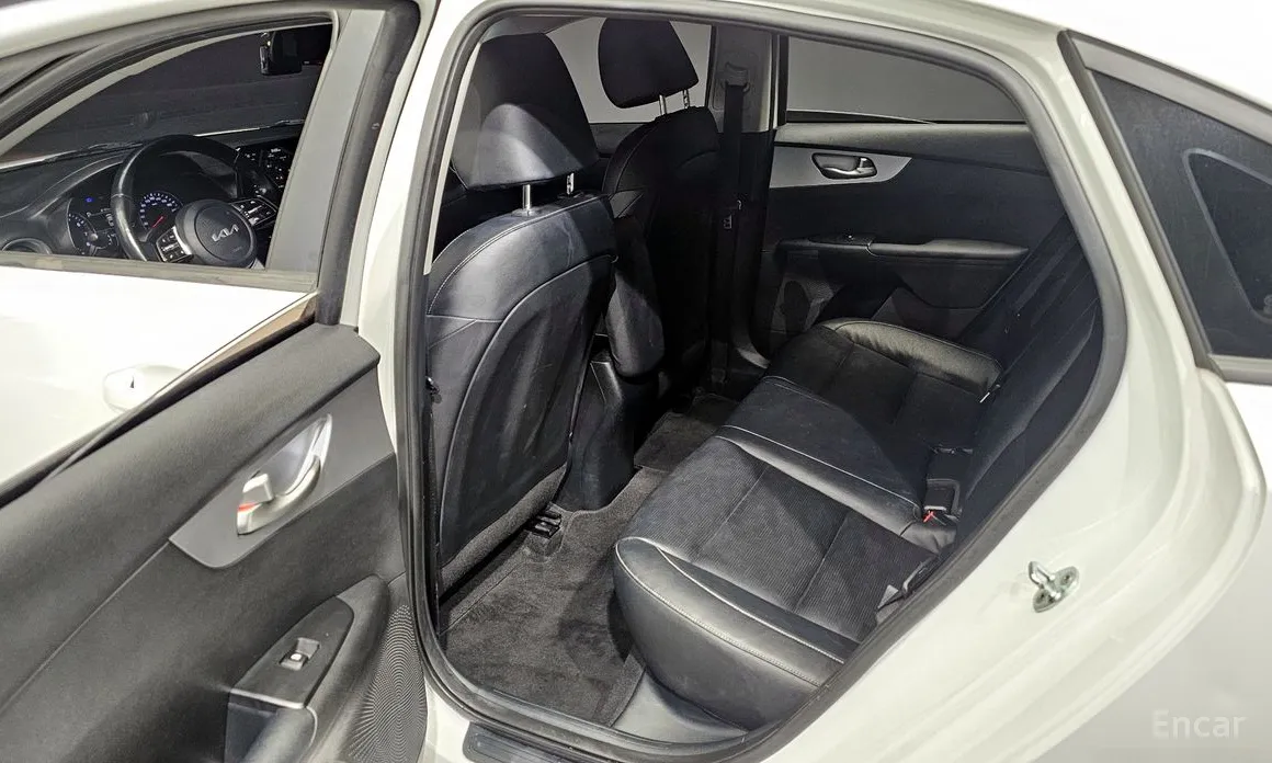 Фото 11 - Kia K3