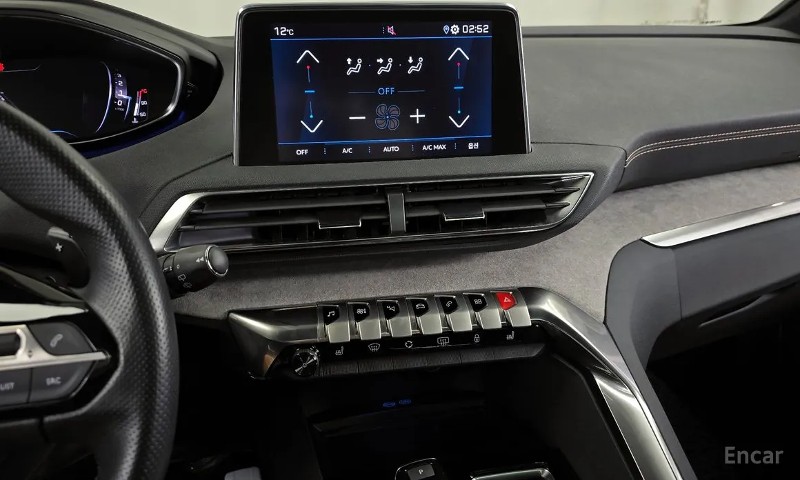 Фото 14 - Peugeot 5008