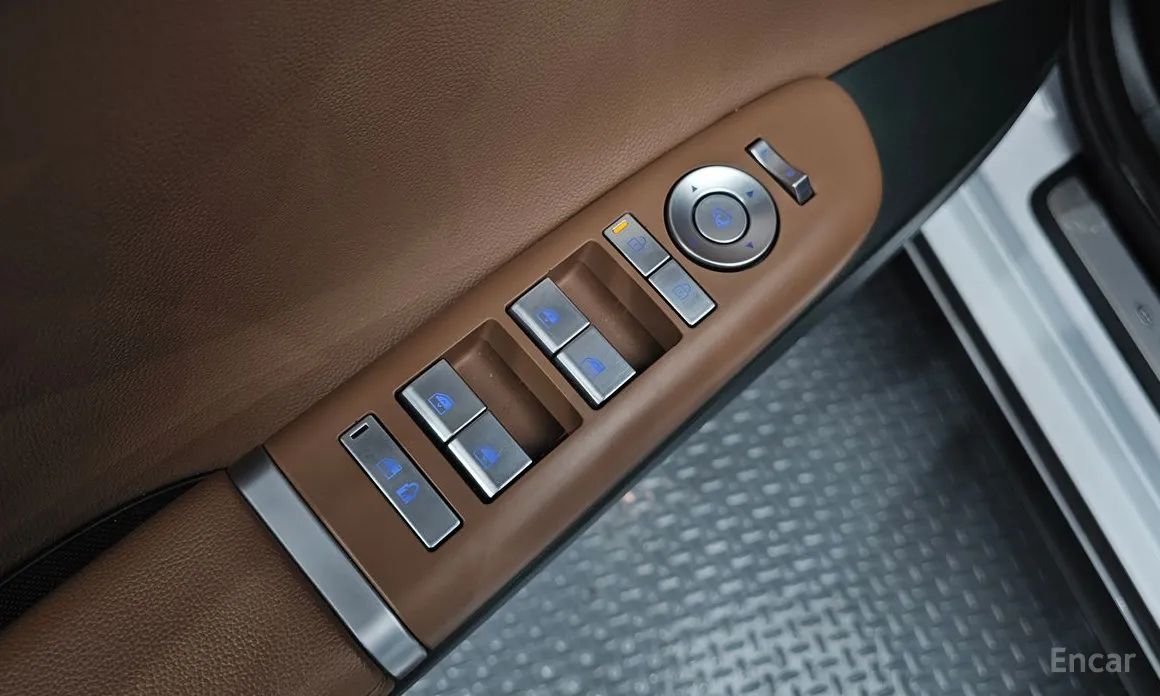 Фото 12 - Hyundai Grandeur