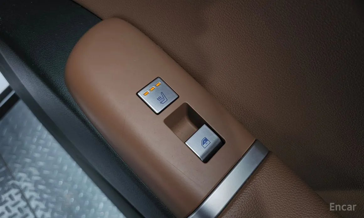 Фото 19 - Hyundai Grandeur