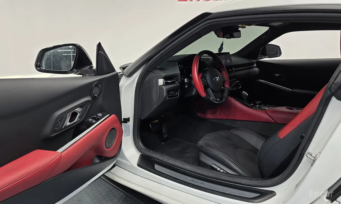 Фото 10 - Toyota Supra