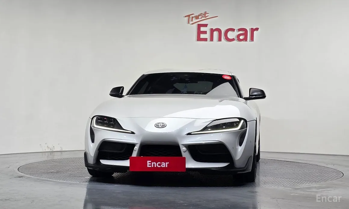 Фото 3 - Toyota Supra