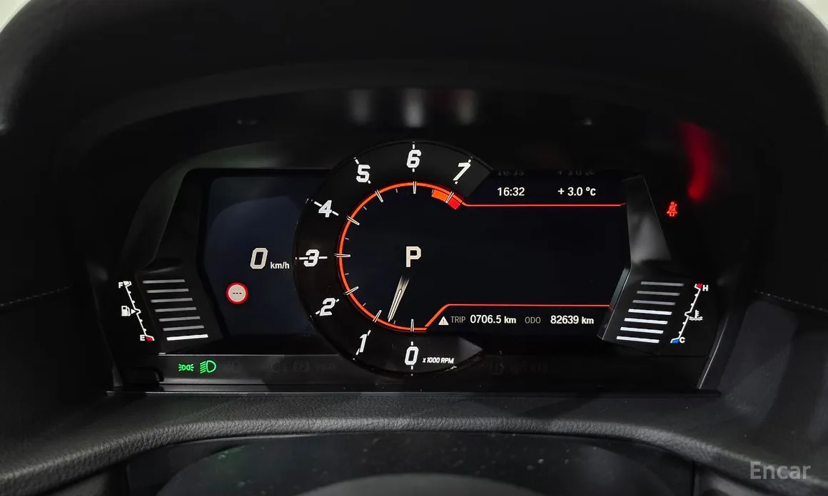 Фото 8 - Toyota Supra