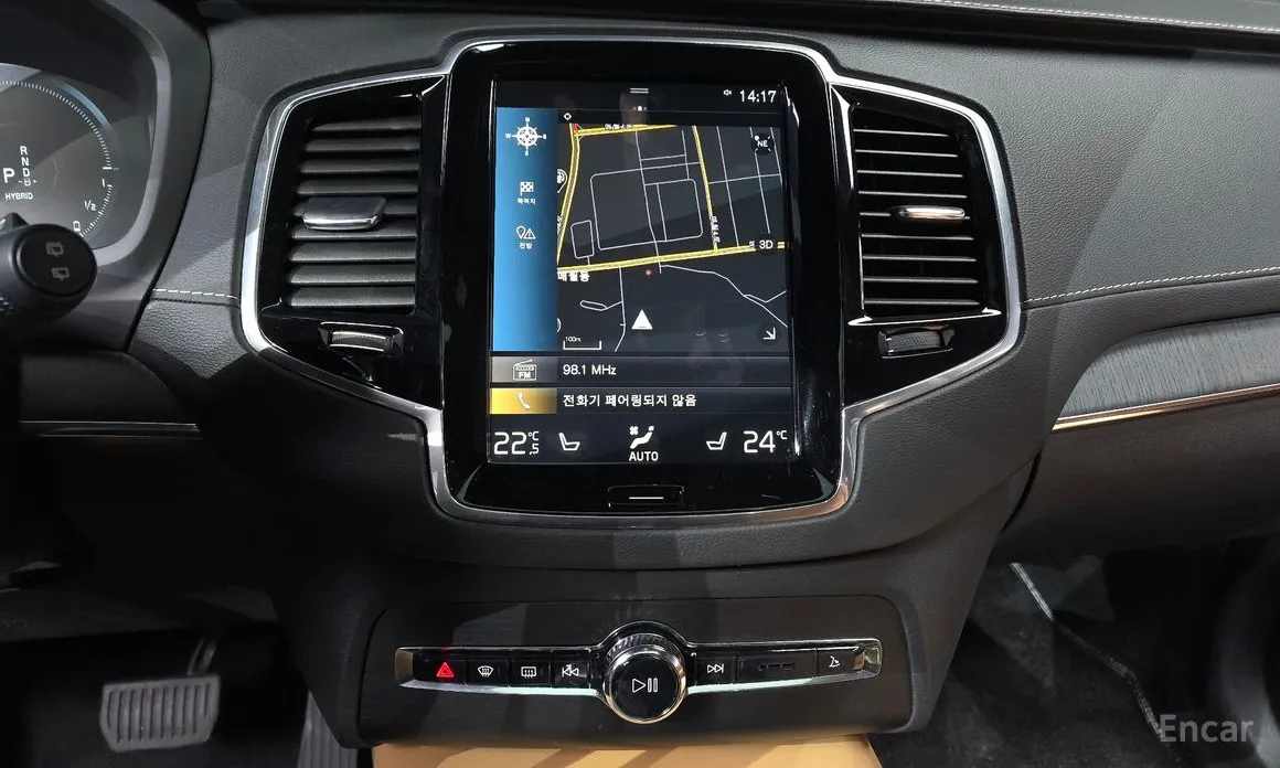 Фото 14 - Volvo XC90