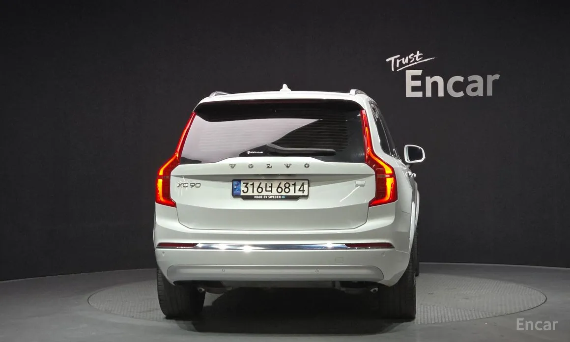 Фото 4 - Volvo XC90