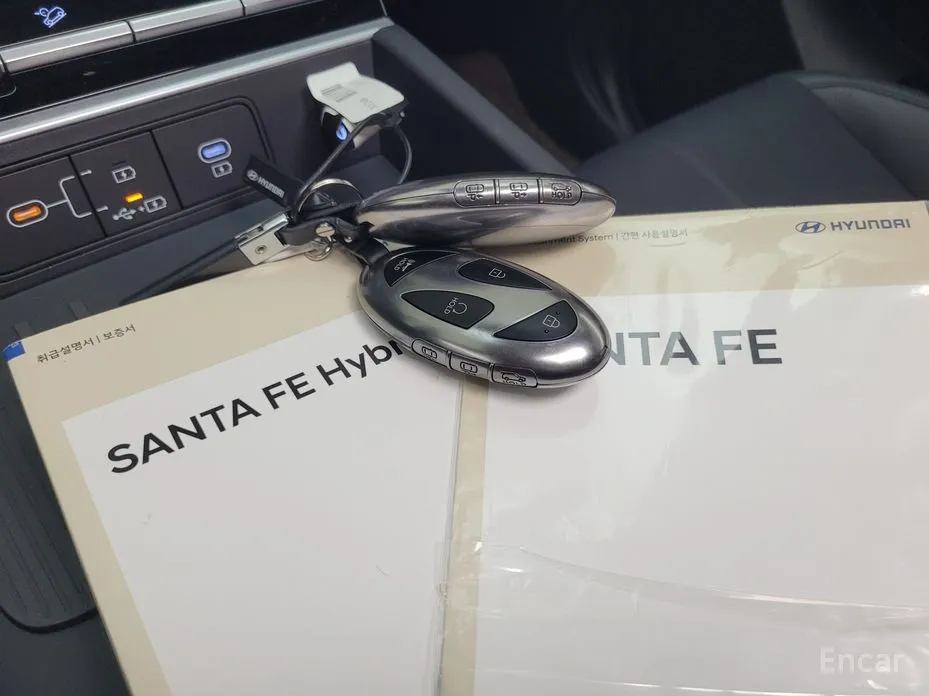 Фото 16 - Hyundai Santa Fe