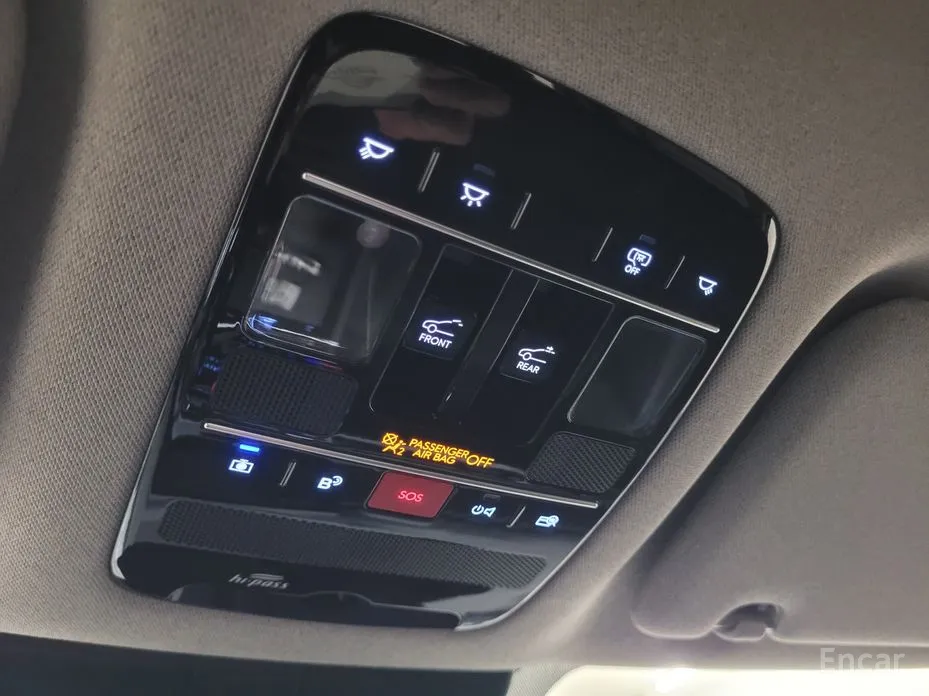 Фото 18 - Hyundai Santa Fe