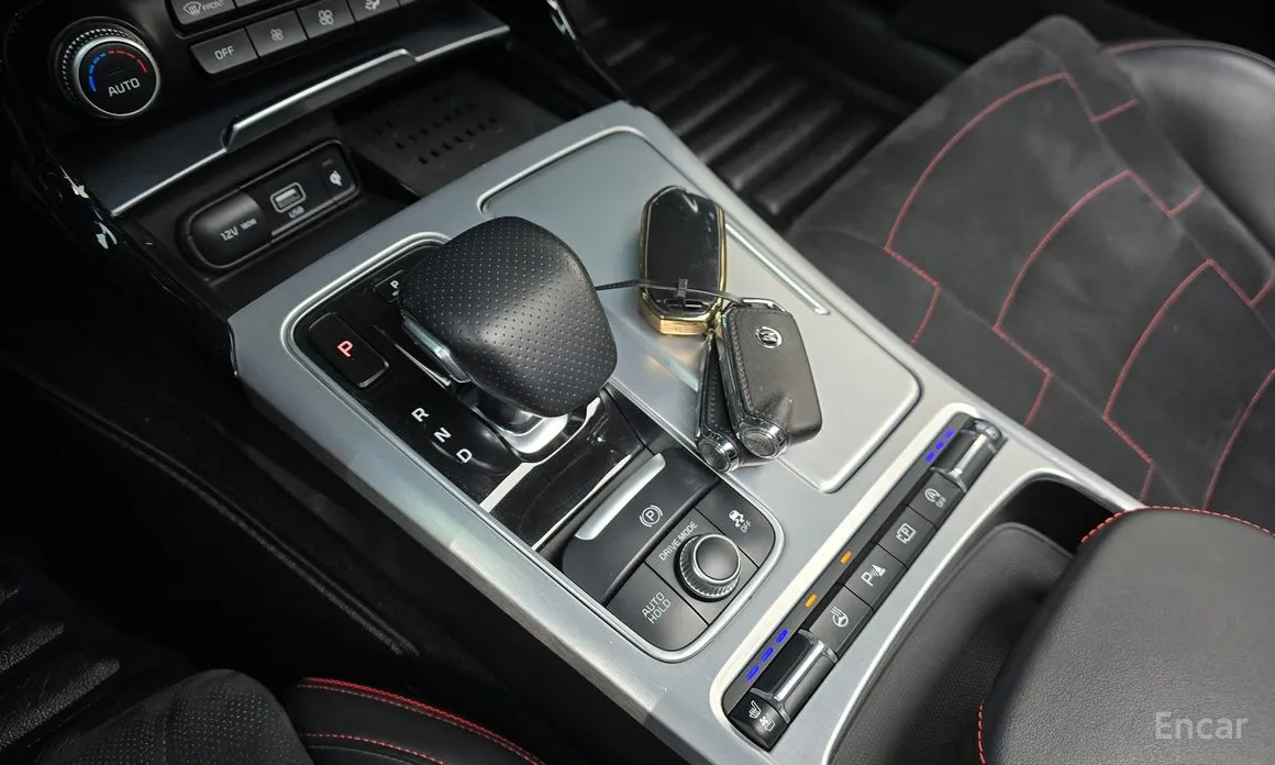 Фото 9 - Kia Stinger