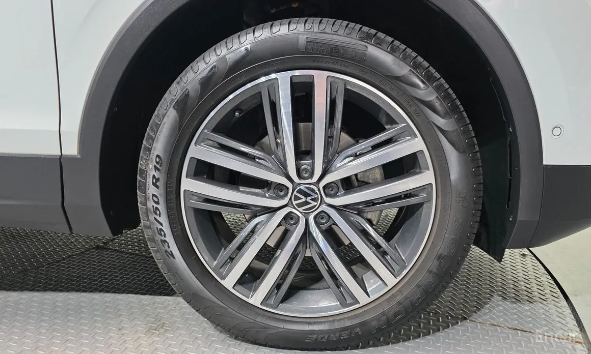 Фото 5 - Volkswagen Tiguan