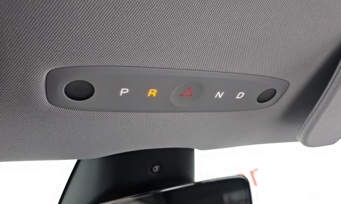 Фото 9 - Tesla Model 3