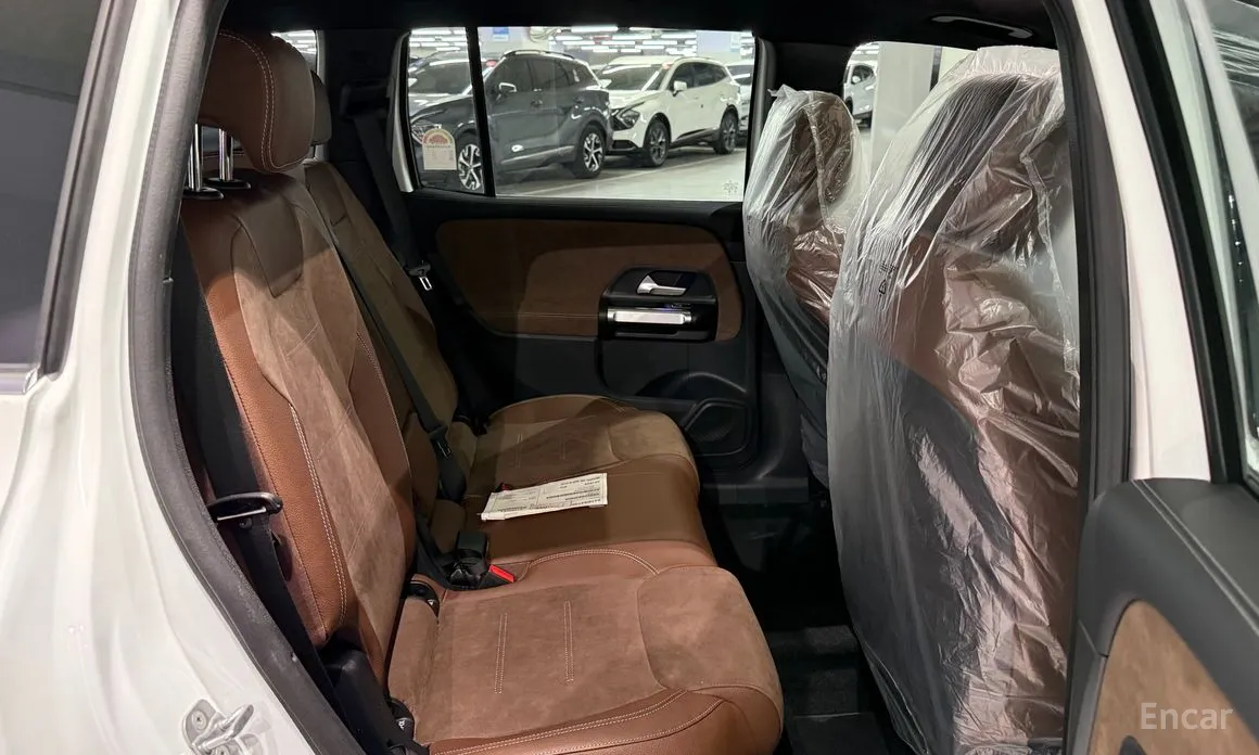 Фото 20 - Mercedes-Benz GLB-Class