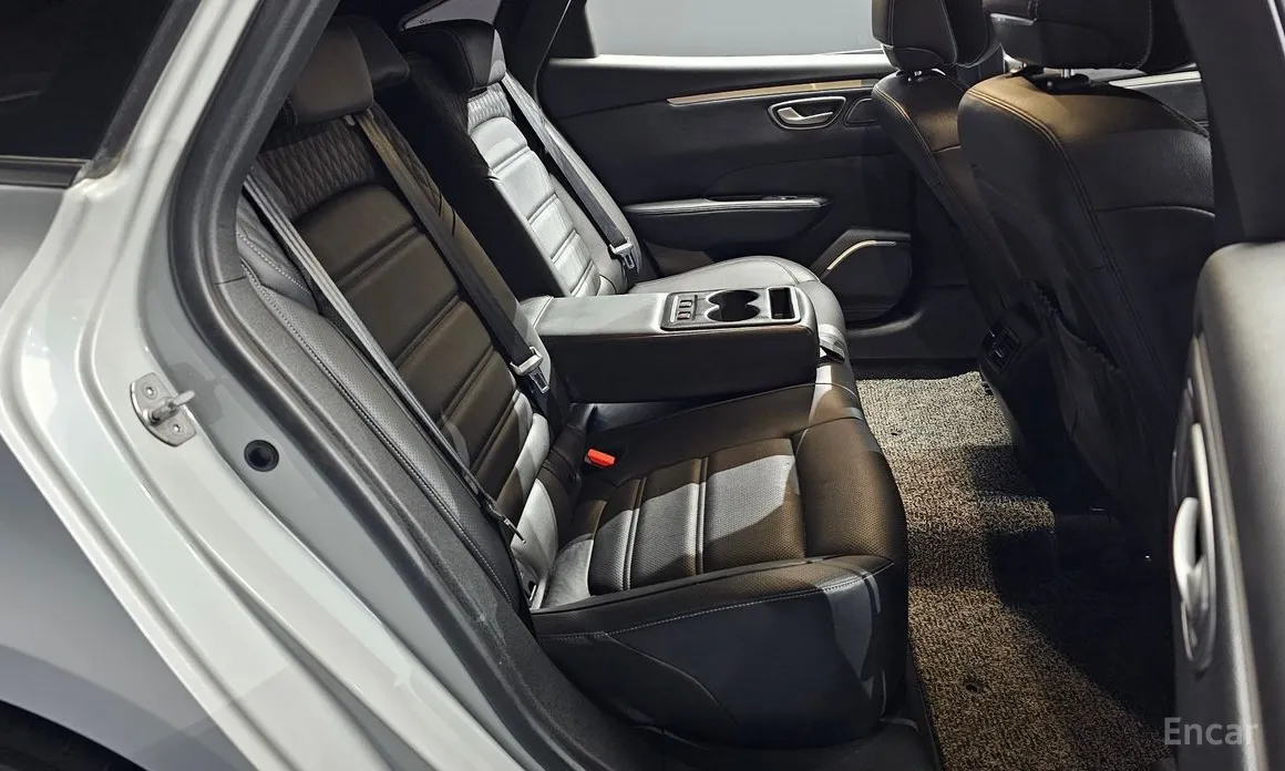 Фото 13 - Renault SM6