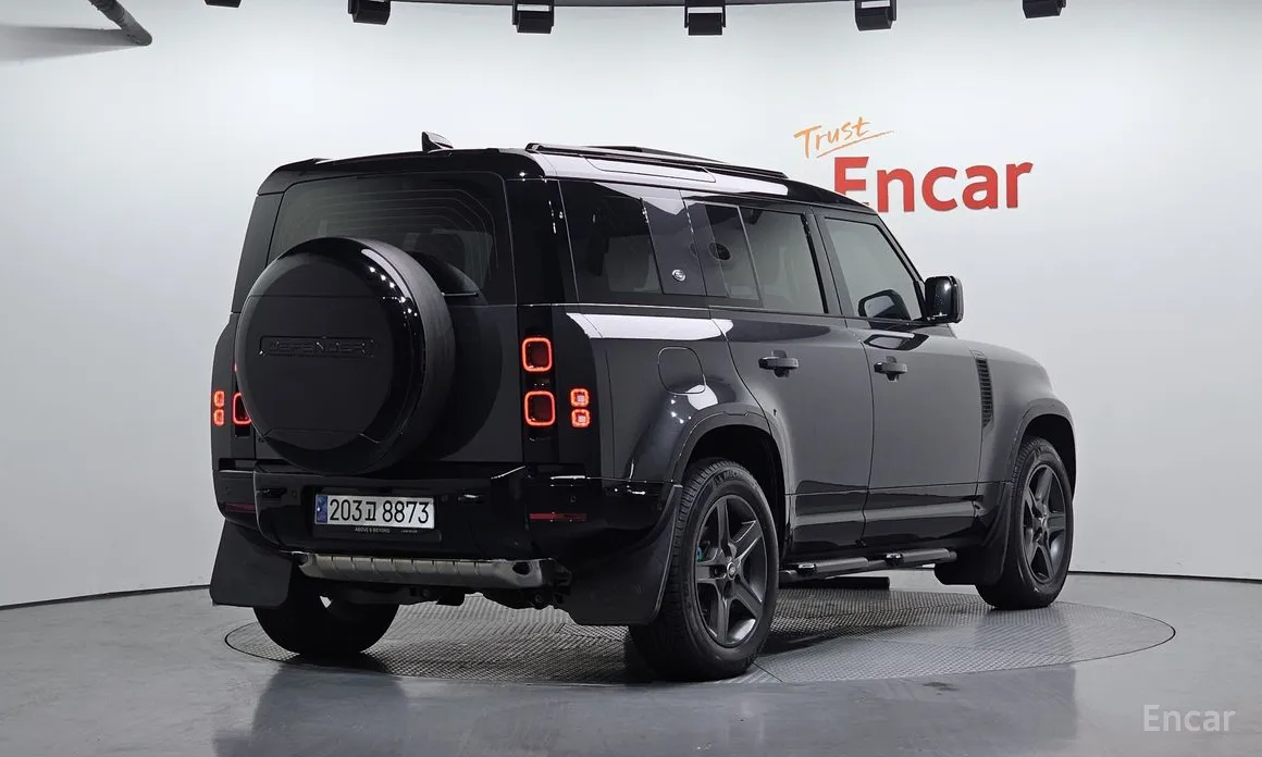 Фото 2 - Land Rover Defender