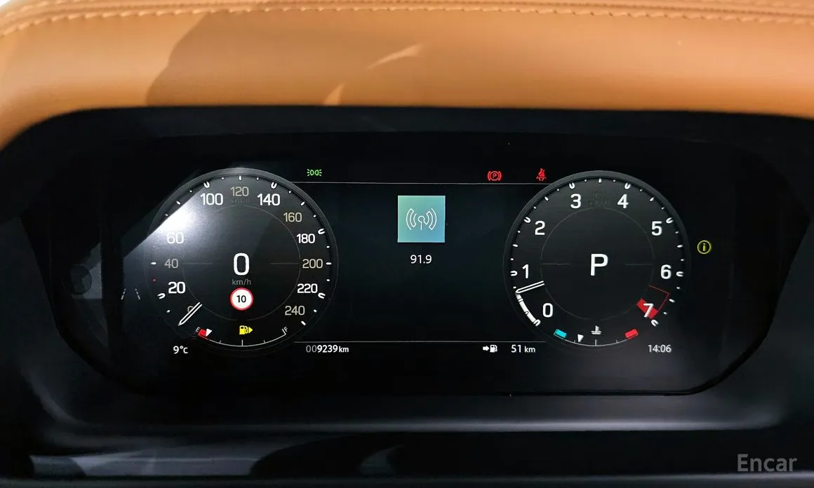 Фото 8 - Land Rover Defender