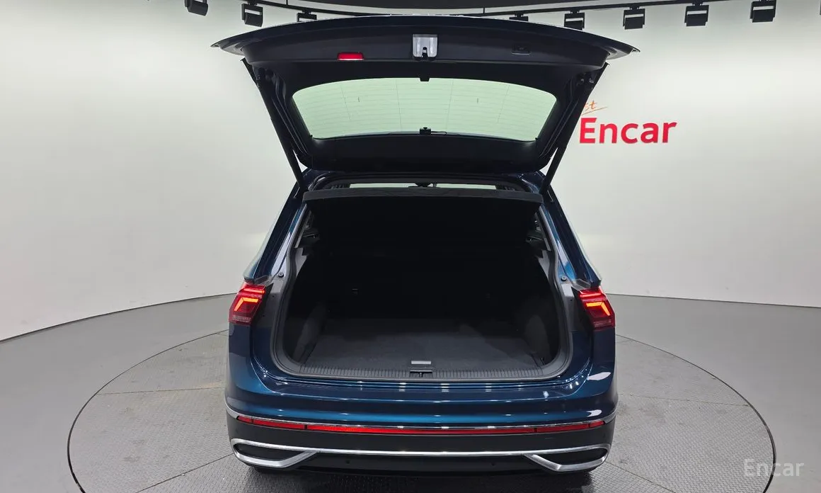 Фото 20 - Volkswagen Tiguan