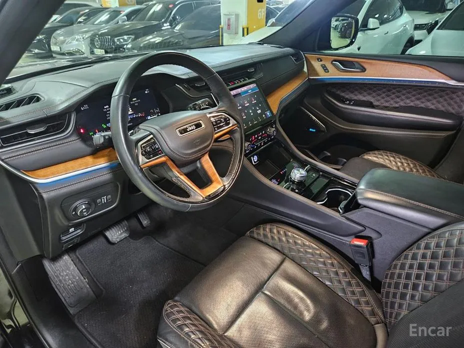 Фото 9 - Jeep Cherokee