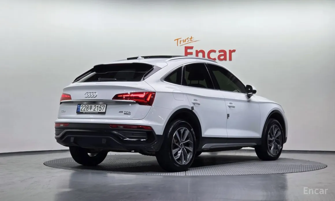 Фото 2 - Audi Q5