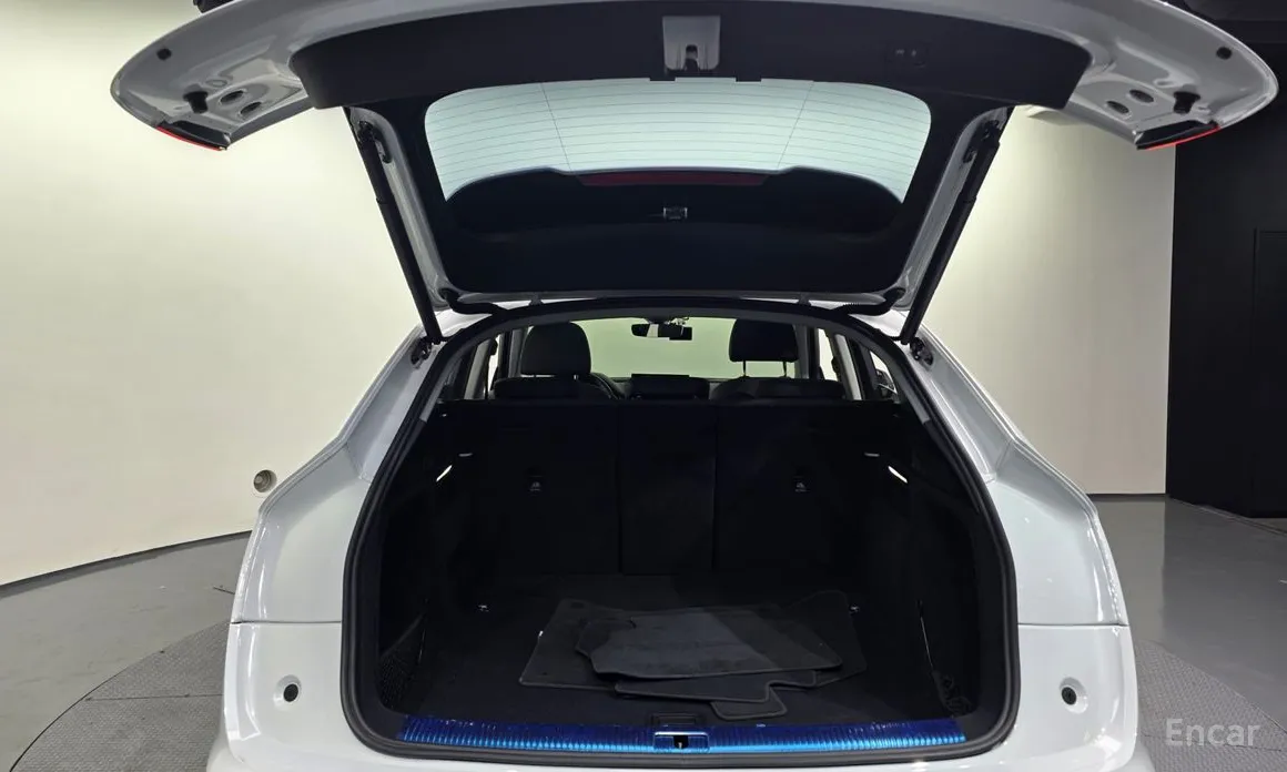 Фото 20 - Audi Q5