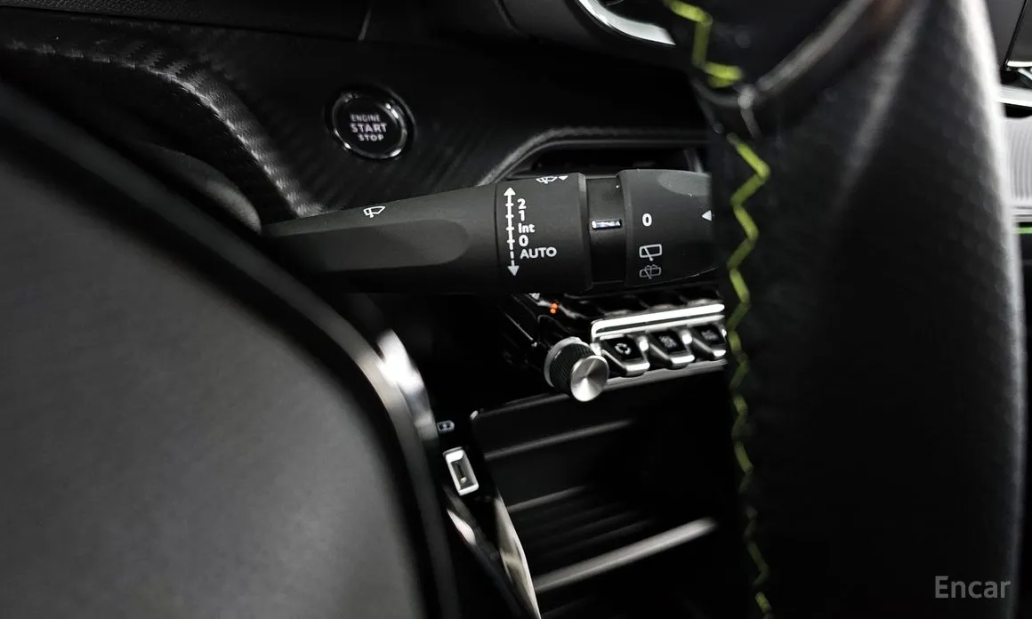 Фото 15 - Peugeot 2008