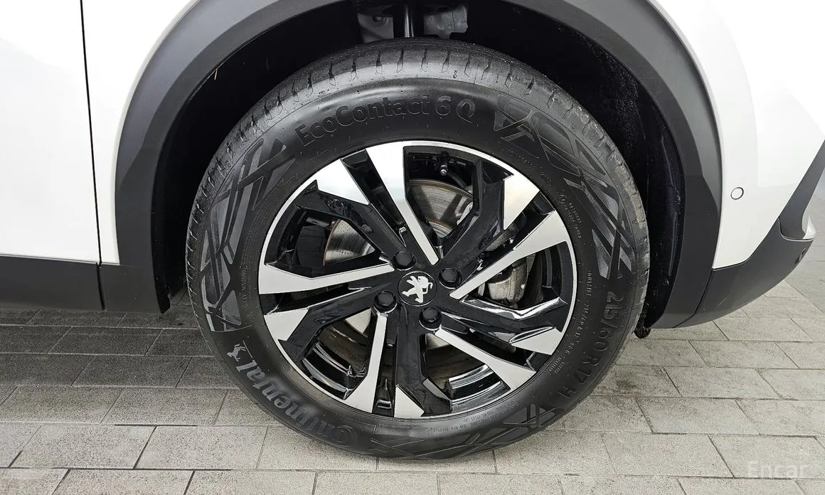 Фото 5 - Peugeot 2008