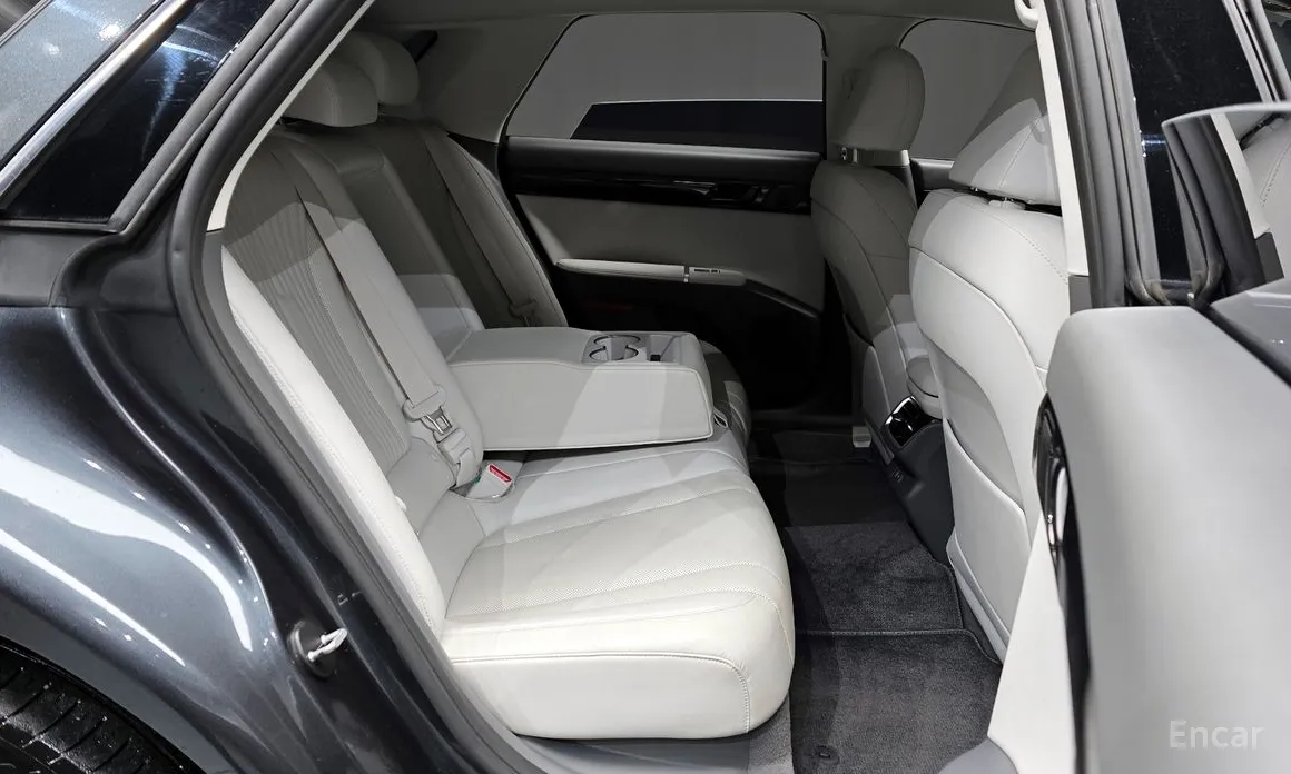 Фото 12 - Hyundai Grandeur